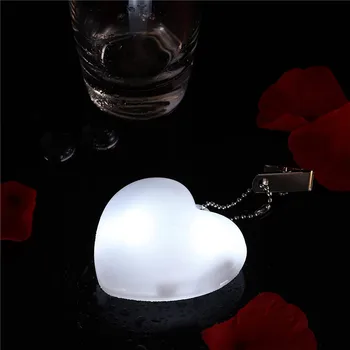 50Pcs Led, Automatický Senzor Biele Srdce v Tvare Kabelky Nočné Svetlo Kabelku Osvetlenie Osvetlenie Závesné Taška Keychain Svetlo Darček